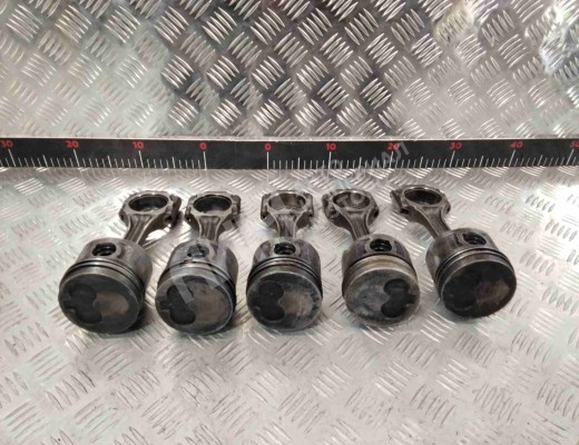 Поршень Volkswagen Transporter T4 (7D) 1990-1997  Volkswagen Transporter Transporter T4 (7D) 1990-1997