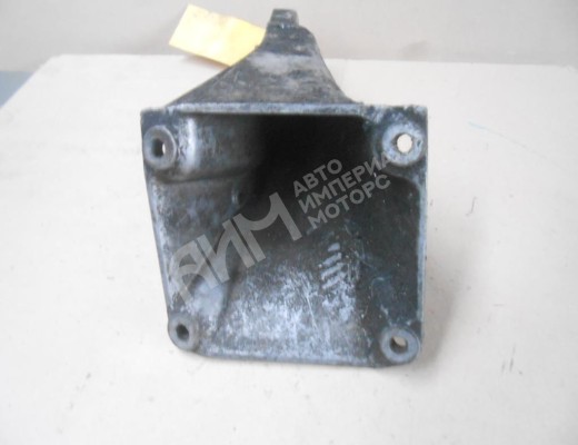 Кронштейн КПП Audi 100 C3 1982-1991  Audi 100 100 C3 1982-1991