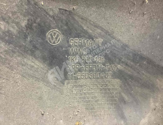 Бампер задний Volkswagen Golf V (1K) 2004-2009  Volkswagen Golf Golf V (1K) 2004-2009