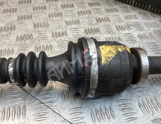 Полуось передняя правая (приводной вал, ШРУС) Renault Laguna II (X74) 2001-2005  Renault Laguna Laguna II (X74) 2001-2005