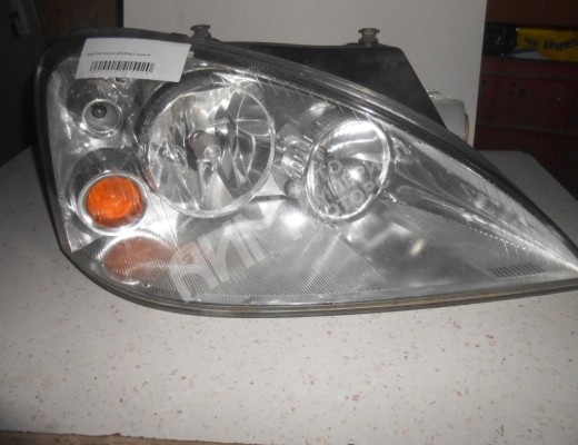 Фара правая Ford Galaxy I (WGR) 2000-2006 рестайлинг  Ford Galaxy Galaxy I (WGR) 2000-2006 рестайлинг