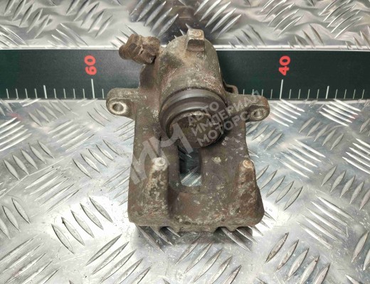 Суппорт задний правый Audi A4 B6 (8EC, 8E5) 2000-2004  Audi A4 A4 B6 (8EC, 8E5) 2000-2004