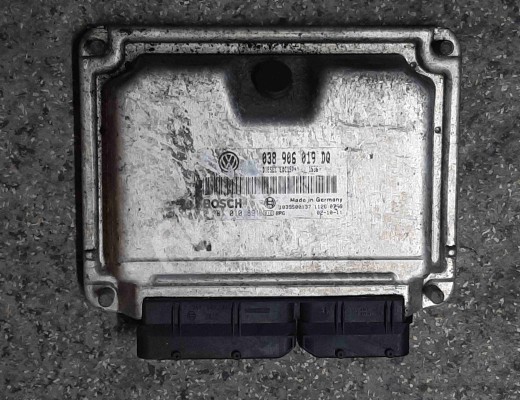 Блок управления двигателем Seat Ibiza III (6L) 2002-2008  Seat Ibiza Ibiza III (6L) 2002-2008