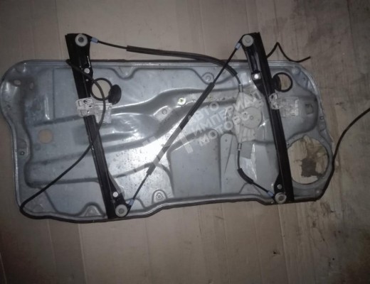 Стеклоподъемник передний правый Volkswagen Golf IV (1J) 1997-2004  Volkswagen Golf Golf IV (1J) 1997-2004