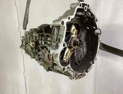 КПП механическая (МКПП) 5-ступенчатая Audi A4 B6 (8EC, 8E5) 2000-2004  Audi A4 A4 B6 (8EC, 8E5) 2000-2004