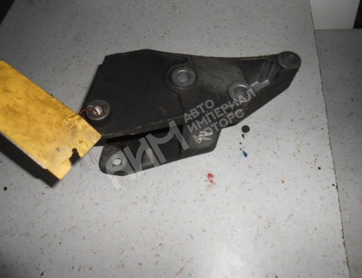 Кронштейн двигателя Opel Vectra C 2002-2005  Opel Vectra Vectra C 2002-2005