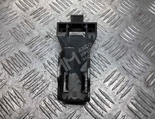 Кронштейн крепления бампера заднего Opel Vectra C 2002-2005  Opel Vectra Vectra C 2002-2005