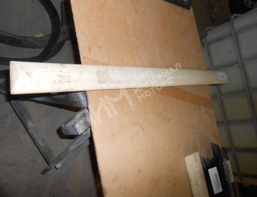 Молдинг двери передней правой Mercedes E (W210) 1999-2002 рестайлинг  Mercedes E E (W210) 1999-2002 рестайлинг