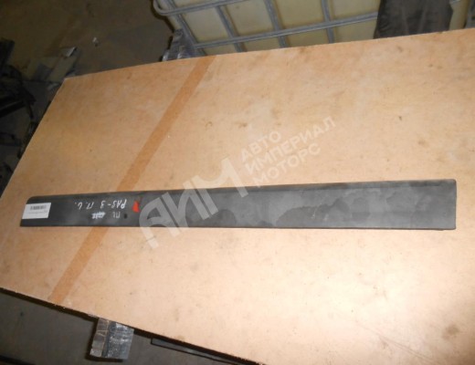 Молдинг двери передней левой Volkswagen Passat B3 1988-1993  Volkswagen Passat Passat B3 1988-1993