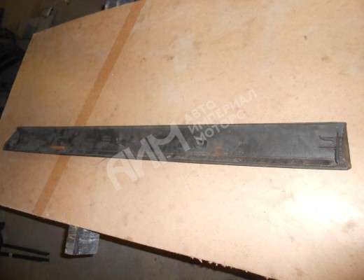 Молдинг двери передней левой Volkswagen Passat B3 1988-1993  Volkswagen Passat Passat B3 1988-1993