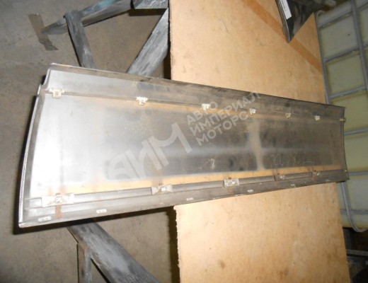 Молдинг двери передней левой Mercedes E (W124) 1985-1996  Mercedes E E (W124) 1985-1996