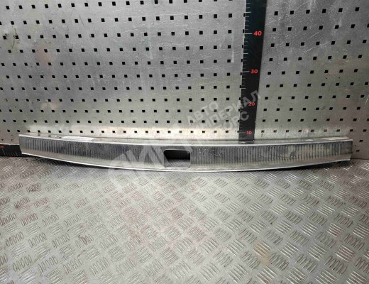 Накладка внутренняя на заднюю панель кузова Audi A6 C5 (4B) 1997-2001  Audi A6 A6 C5 (4B) 1997-2001