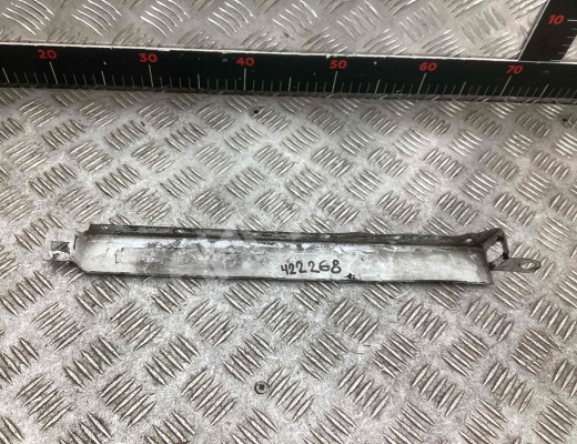 Ус под фару правый Mercedes E (W124) 1985-1996  Mercedes E E (W124) 1985-1996