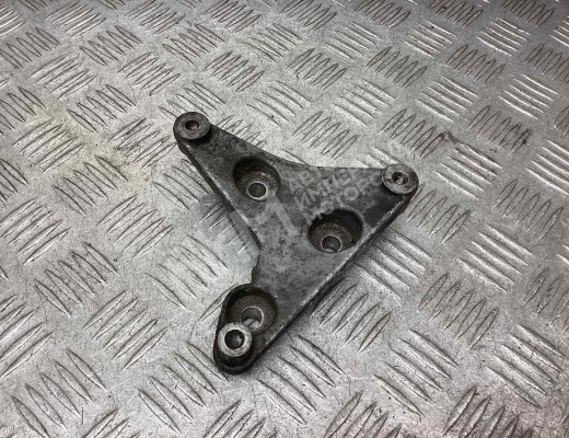 Кронштейн компрессора кондиционера Opel Astra G 1998-2004  Opel Astra Astra G 1998-2004