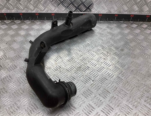 Патрубок турбины Volkswagen Golf IV (1J) 1997-2004  Volkswagen Golf Golf IV (1J) 1997-2004