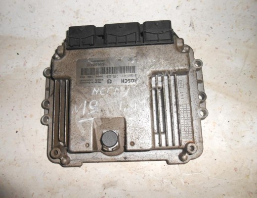 Блок управления двигателем Renault Megane II 2002-2006  Renault Megane Megane II 2002-2006