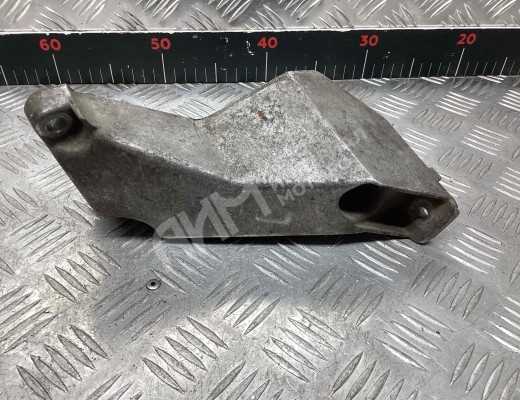 Кронштейн двигателя Audi A4 B6 (8EC, 8E5) 2000-2004  Audi A4 A4 B6 (8EC, 8E5) 2000-2004