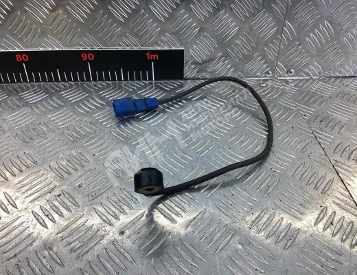 Датчик детонации Audi A4 B6 (8EC, 8E5) 2000-2004  Audi A4 A4 B6 (8EC, 8E5) 2000-2004
