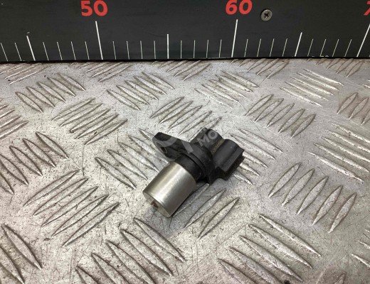 Датчик коленвала Toyota Avensis I (T220) 1997-2003  Toyota Avensis Avensis I (T220) 1997-2003