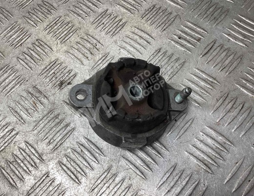 Подушка крепления КПП Audi A4 B6 (8EC, 8E5) 2000-2004  Audi A4 A4 B6 (8EC, 8E5) 2000-2004