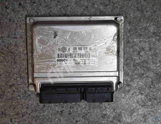 Блок управления двигателем Audi A6 C5 (4B) 1997-2001  Audi A6 A6 C5 (4B) 1997-2001