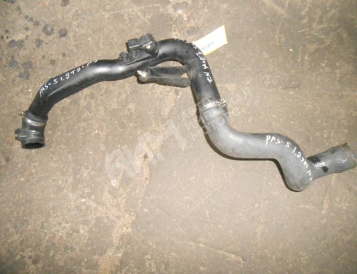 Патрубок интеркулера Volkswagen Passat B5+ (3B) 2000-2005 рестайлинг  Volkswagen Passat Passat B5+ (3B) 2000-2005 рестайлинг