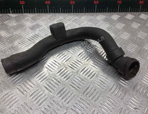 Патрубок радиатора Volkswagen Passat B5+ (3B) 2000-2005 рестайлинг  Volkswagen Passat Passat B5+ (3B) 2000-2005 рестайлинг
