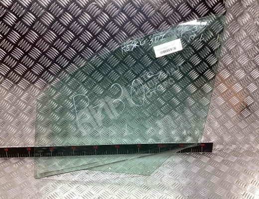 Стекло двери передней левой Peugeot 307 (3A/3H) 2001-2005  Peugeot 307 307 (3A/3H) 2001-2005
