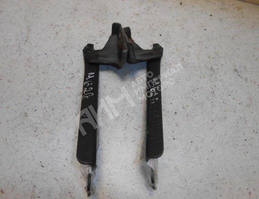 Петля капота правая Mazda 626 V (GF/GW) 1997-2002  Mazda 626 626 V (GF/GW) 1997-2002