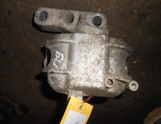 Подушка крепления двигателя Volkswagen Golf V (1K) 2004-2009  Volkswagen Golf Golf V (1K) 2004-2009