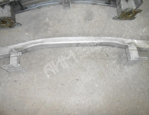 Усилитель бампера переднего Renault Scenic II (JM) 2003-2006  Renault Scenic Scenic II (JM) 2003-2006