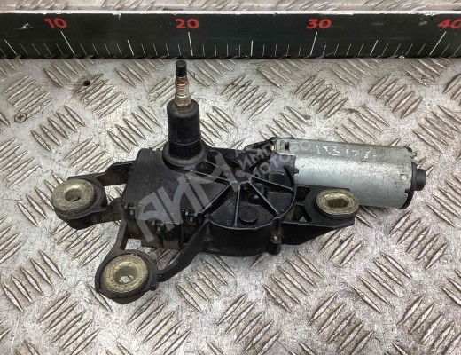 Моторчик заднего стеклоочистителя (дворника) Seat Ibiza III (6L) 2002-2008  Seat Ibiza Ibiza III (6L) 2002-2008