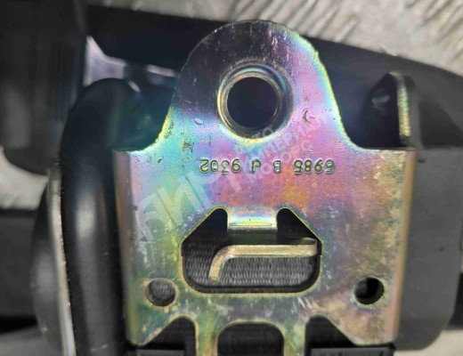 Ремень безопасности Audi A4 B6 (8EC, 8E5) 2000-2004  Audi A4 A4 B6 (8EC, 8E5) 2000-2004