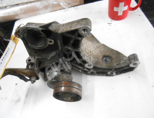 Кронштейн компрессора кондиционера Opel Omega B 1994-1999  Opel Omega Omega B 1994-1999