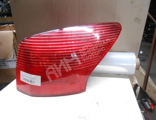 Фонарь задний правый Peugeot 407 2004-2010  Peugeot 407 407 2004-2010