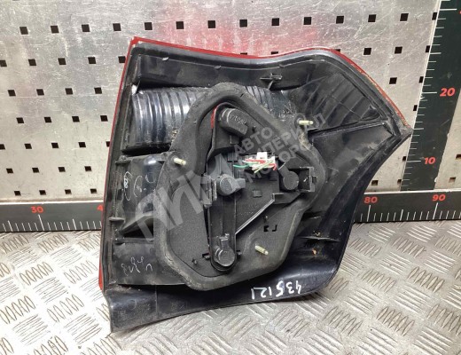Фонарь задний правый Toyota Corolla (E120) 2001-2007  Toyota Corolla Corolla (E120) 2001-2007