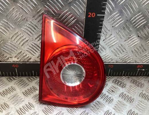 Фонарь крышки багажника левый Volkswagen Golf V (1K) 2004-2009  Volkswagen Golf Golf V (1K) 2004-2009