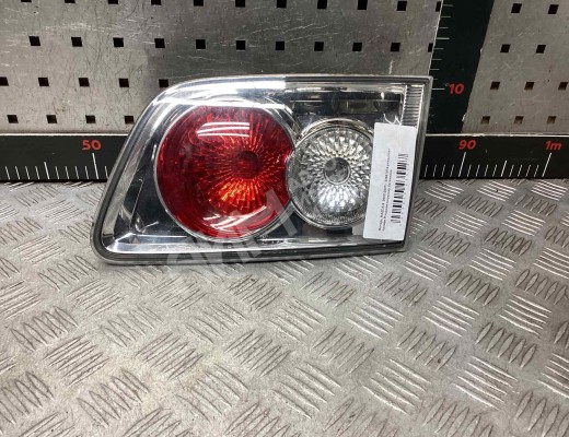 Фонарь крышки багажника правый Mazda 6 I (GG) 2002-2005  Mazda 6 6 I (GG) 2002-2005