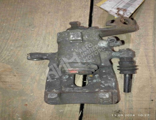 Суппорт задний левый Renault Megane I 1995-2002  Renault Megane Megane I 1995-2002