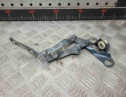 Петля капота левая Volkswagen Sharan I (7M) 2000-2003 рестайлинг  Volkswagen Sharan Sharan I (7M) 2000-2003 рестайлинг