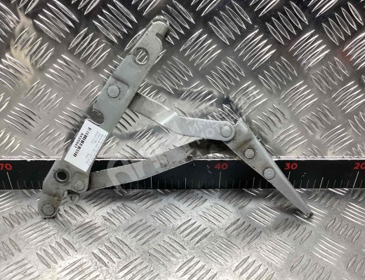 Петля крышки багажника Audi A4 B6 (8EC, 8E5) 2000-2004  Audi A4 A4 B6 (8EC, 8E5) 2000-2004