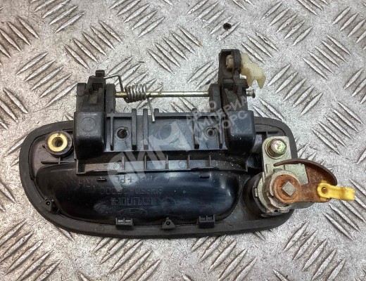 Ручка наружная передняя правая Hyundai Accent II (LC) 1999-2013  Hyundai Accent Accent II (LC) 1999-2013