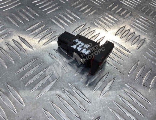 Кнопка аварийной сигнализации Audi A4 B6 (8EC, 8E5) 2000-2004  Audi A4 A4 B6 (8EC, 8E5) 2000-2004
