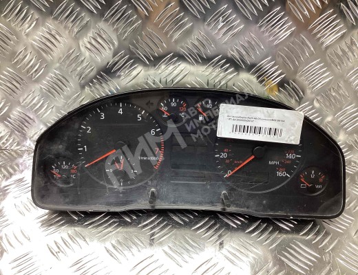 Щиток приборов (приборная панель) Audi A6 C5 (4B) 1997-2001  Audi A6 A6 C5 (4B) 1997-2001