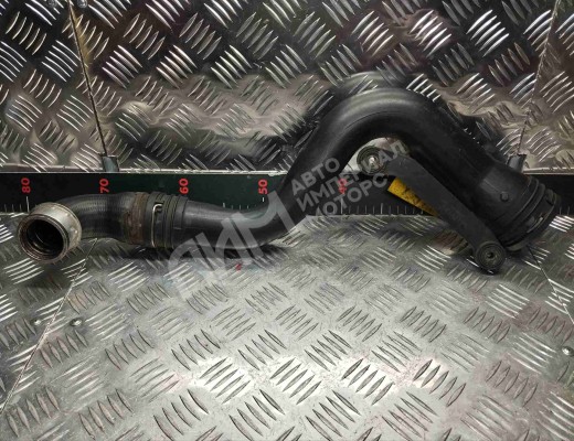 Патрубок интеркулера Volkswagen Golf V (1K) 2004-2009  Volkswagen Golf Golf V (1K) 2004-2009
