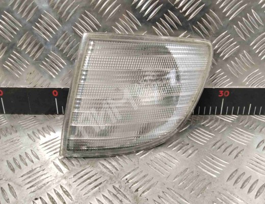 Поворотник левый Mercedes Vito I (W638) 1996-2003  Mercedes Vito Vito I (W638) 1996-2003