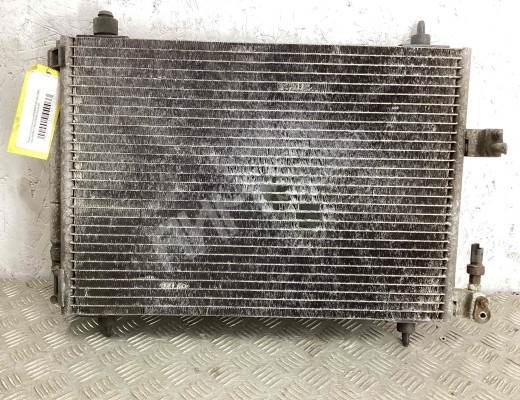 Радиатор кондиционера Peugeot 307 (3A/3H) 2001-2005  Peugeot 307 307 (3A/3H) 2001-2005