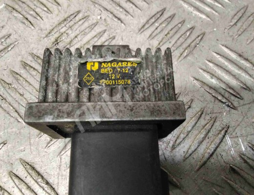 Реле накала свечей Renault Laguna II (X74) 2001-2005  Renault Laguna Laguna II (X74) 2001-2005