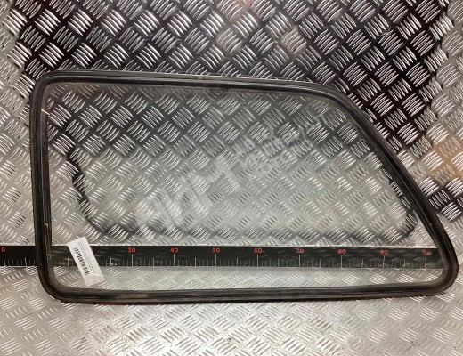 Стекло кузовное боковое левое Volkswagen Golf II 1983-1992  Volkswagen Golf Golf II 1983-1992