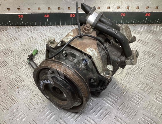 Компрессор кондиционера Audi A6 C5 (4B) 1997-2001  Audi A6 A6 C5 (4B) 1997-2001